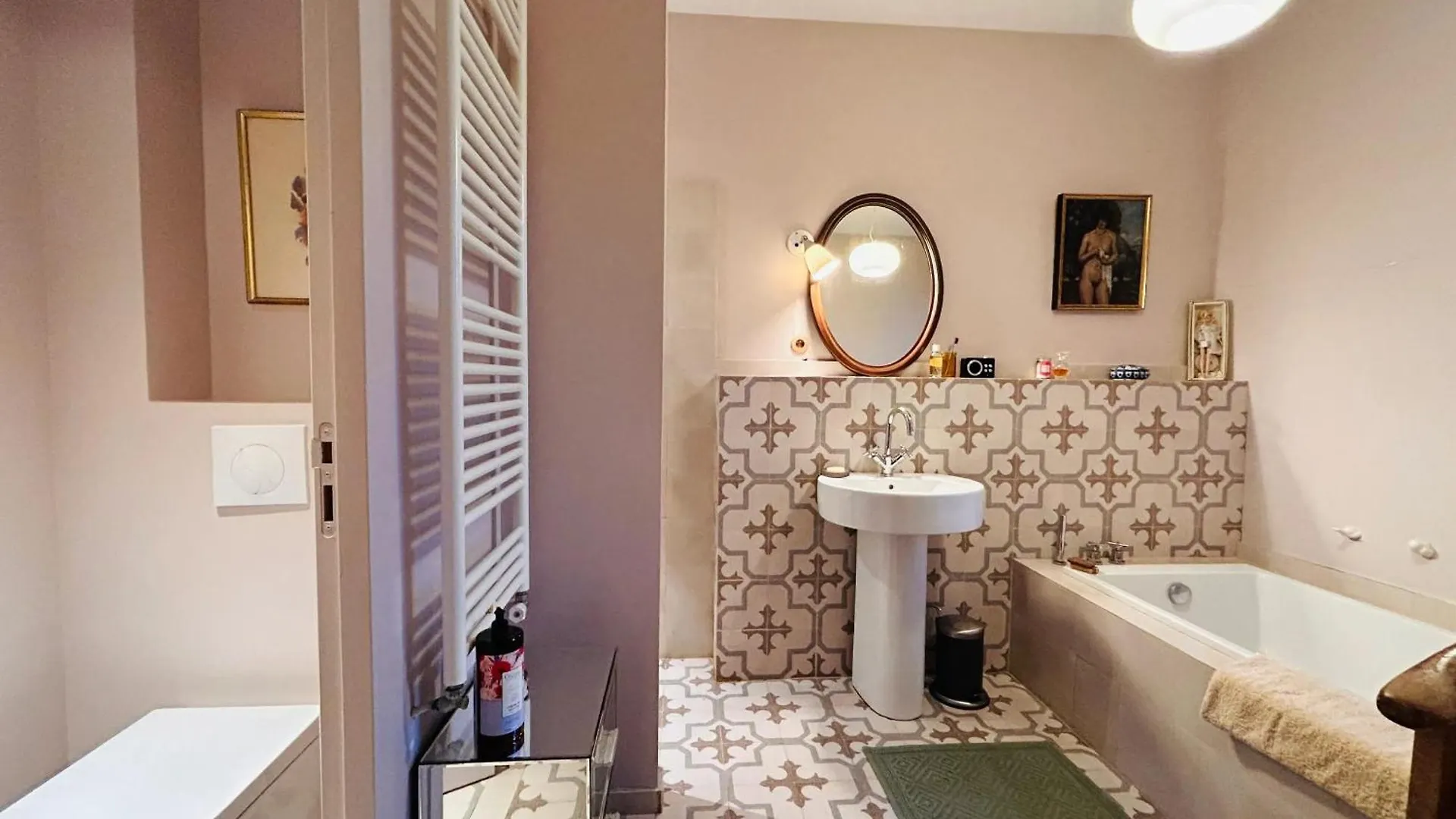 Grande Villa Provencale Avec Piscine Privee A Gemenos 0*,  France